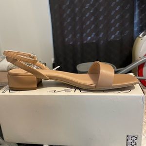 COPY - Tan sandals size 8 never worn